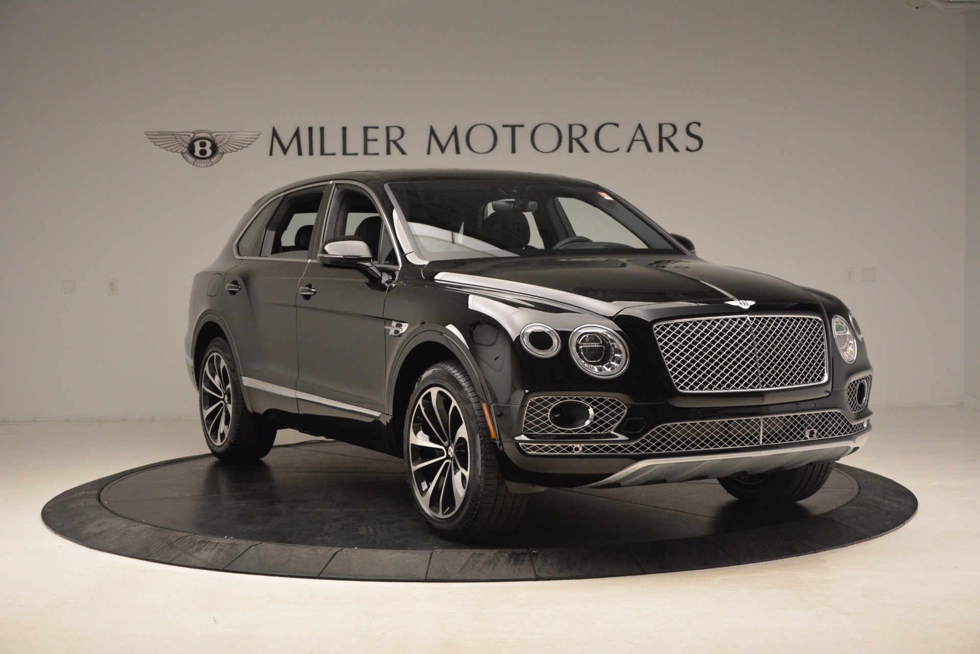 Pre-Owned 2018 Bentley Bentayga Onyx Edition For Sale (Special Pricing ...