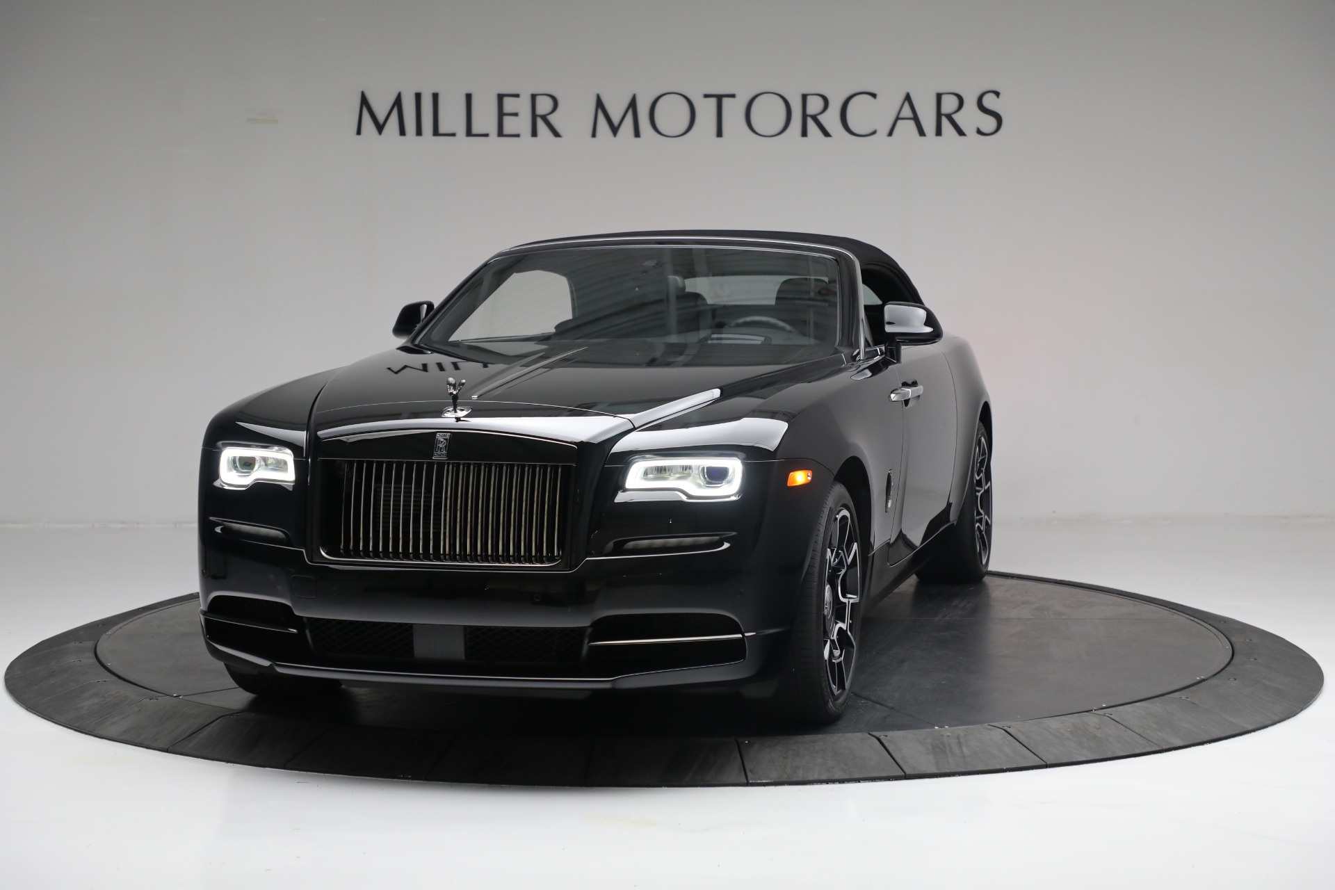 Pre Owned 20 Rolls Royce Black Badge Dawn For Sale $20,20 ...