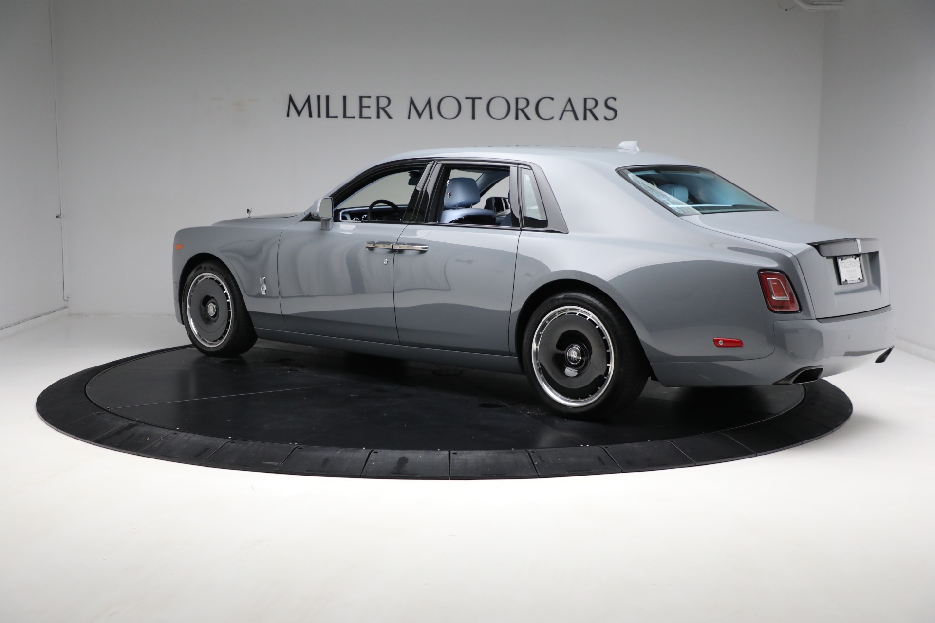 New 2024 RollsRoyce Phantom For Sale (Special Pricing) RollsRoyce