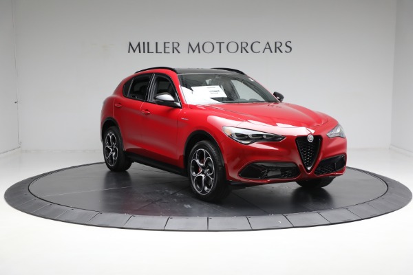 New 2024 Alfa Romeo Stelvio Veloce for sale $56,445 at Rolls-Royce Motor Cars Greenwich in Greenwich CT 06830 22