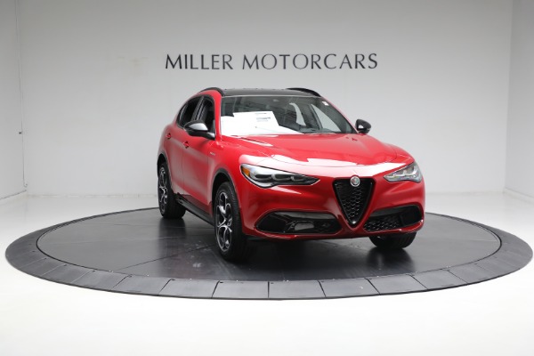 New 2024 Alfa Romeo Stelvio Veloce for sale $56,445 at Rolls-Royce Motor Cars Greenwich in Greenwich CT 06830 23