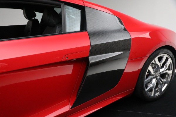 Used 2015 Audi R8 5.2 quattro for sale Sold at Rolls-Royce Motor Cars Greenwich in Greenwich CT 06830 25