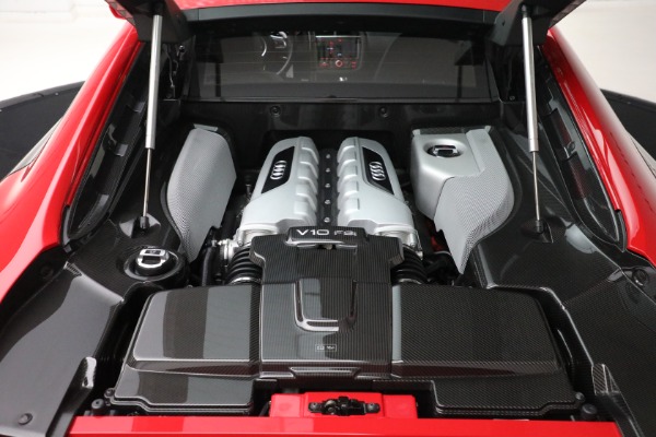 Used 2015 Audi R8 5.2 quattro for sale Sold at Rolls-Royce Motor Cars Greenwich in Greenwich CT 06830 26